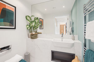 WC- click for photo gallery